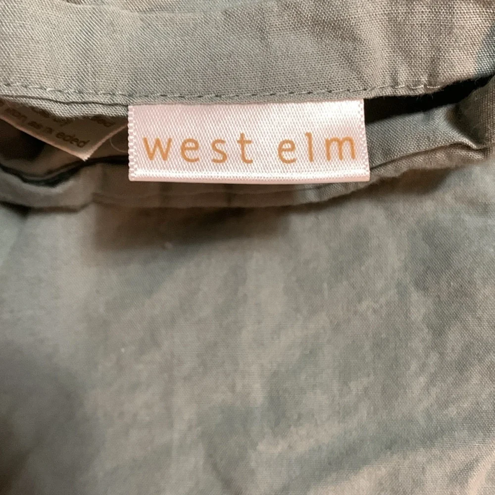 West Elm Puffed/Quilted Standard Size Cotton Sage Sham/ Pillowcases 2